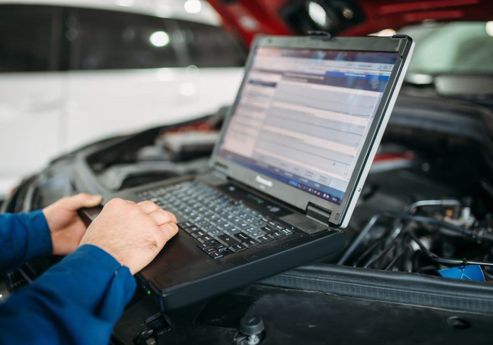 Computer diagnostics of the car in auto-service